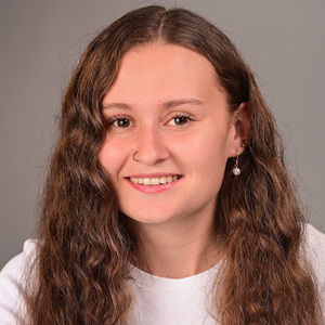 Meet your Posher, Olivia